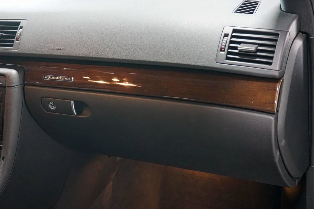 Used 2004 Audi S4 Sedan AWD/4WD image 30