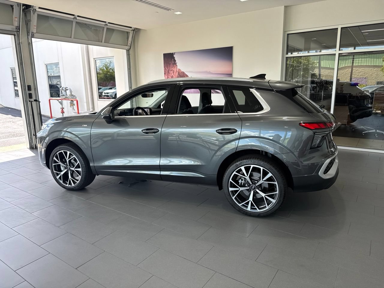 New 2026 Audi Q3 quattro 2.0T AWD/4WD image 5
