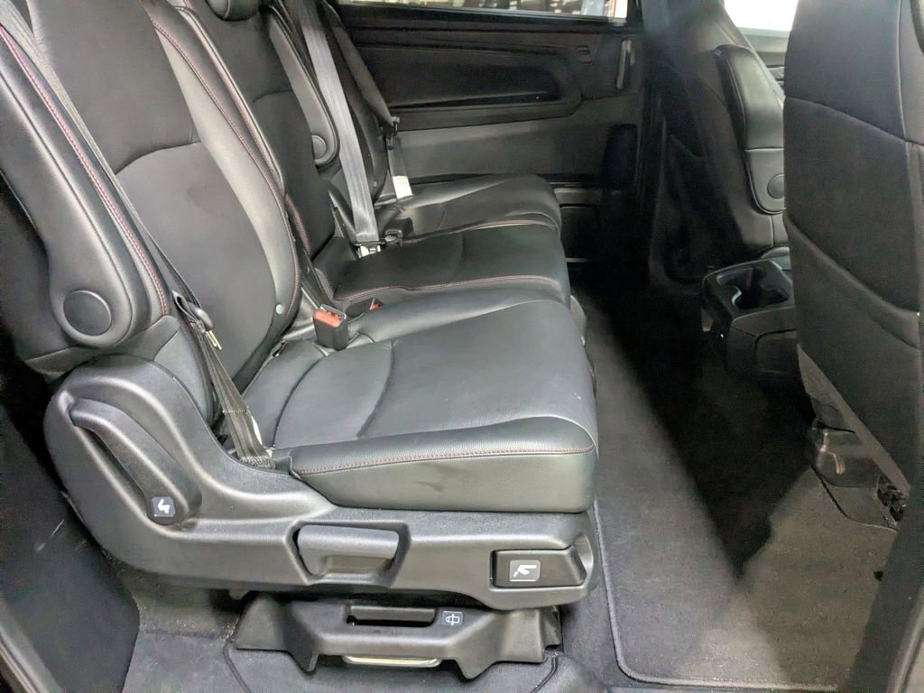 Used 2025 Honda Odyssey Sport-L image 28