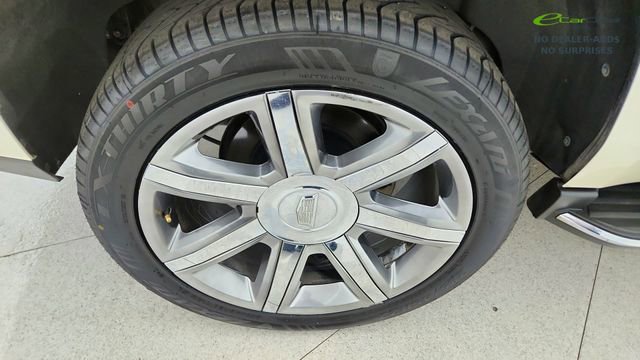 Used 2015 Cadillac Escalade Luxury RWD image 61