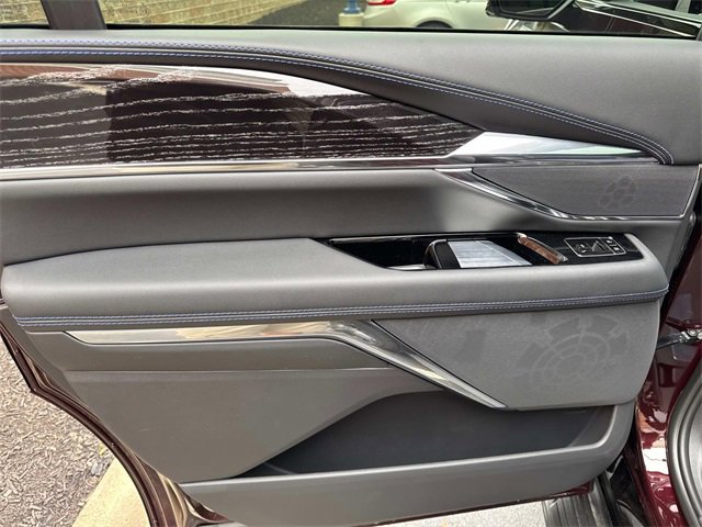 New 2026 Cadillac Escalade IQ Sport 1 w/ LPO, ONYX Package image 9