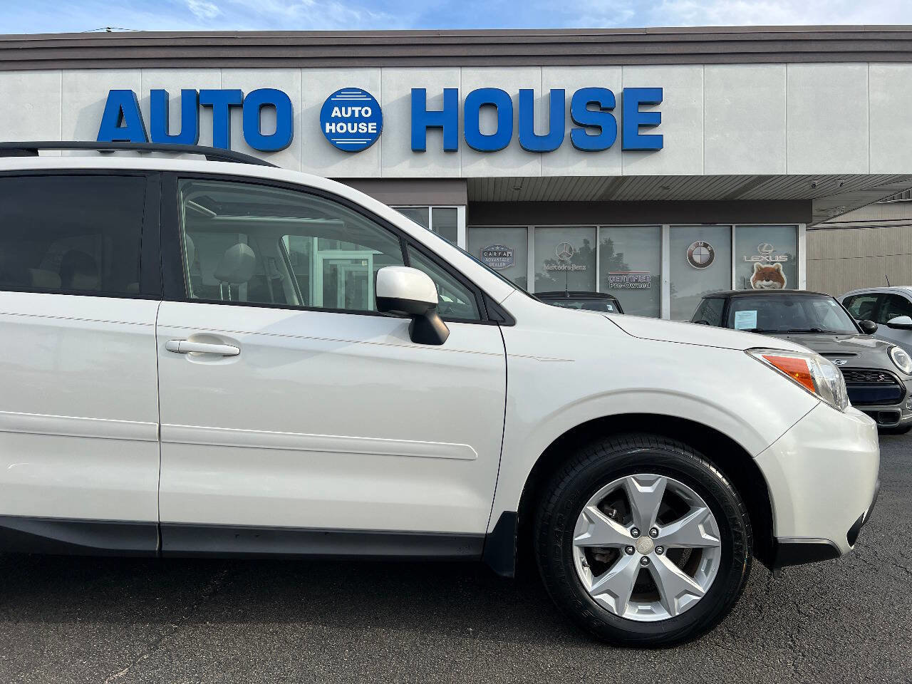 Used 2015 Subaru Forester 2.5i Premium w/ All-Weather Package AWD/4WD image 40