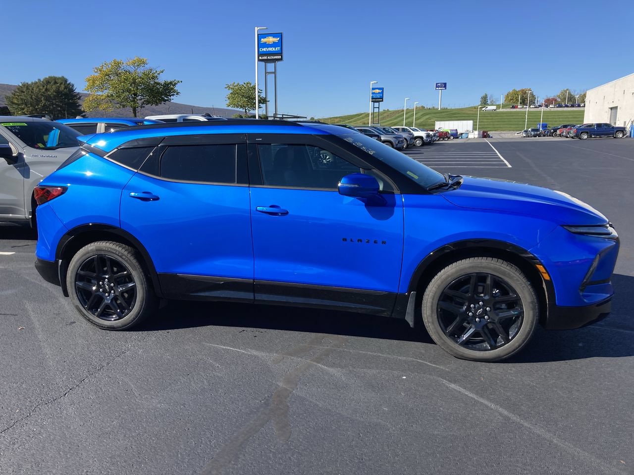 Used 2025 Chevrolet Blazer RS w/ LPO, Floor Liner Package AWD/4WD image 8
