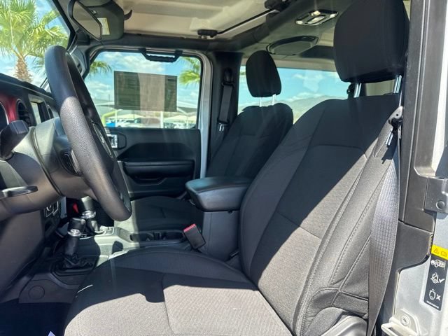 Certified 2023 Jeep Wrangler Sport AWD/4WD image 10