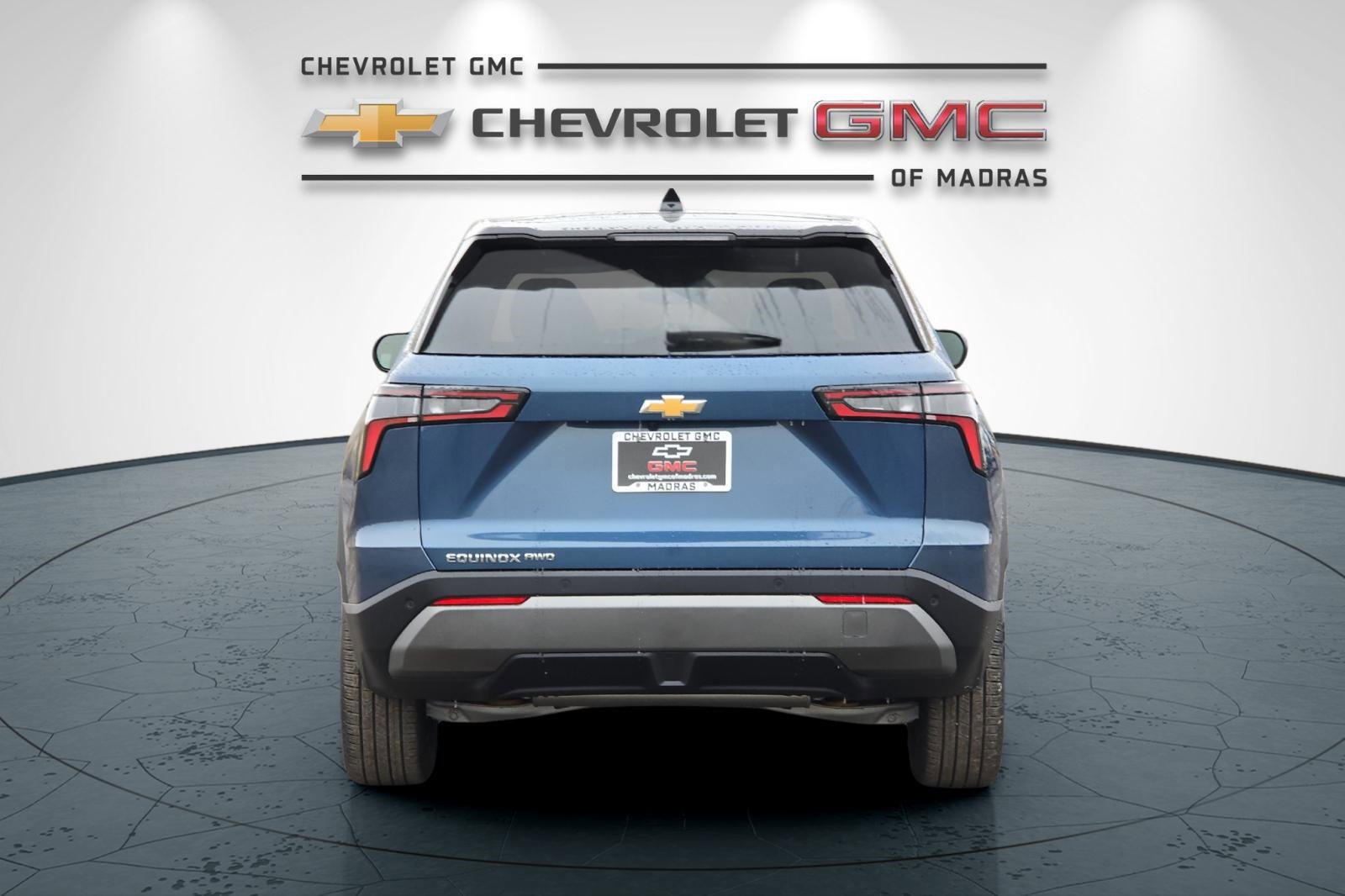 New 2026 Chevrolet Equinox LT w/ Convenience Package II image 4