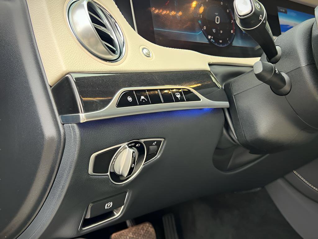 Used 2018 Mercedes-Benz S 560 Sedan image 48