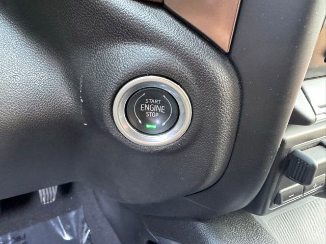 Used 2022 Chevrolet Silverado 3500 High Country AWD/4WD image 17