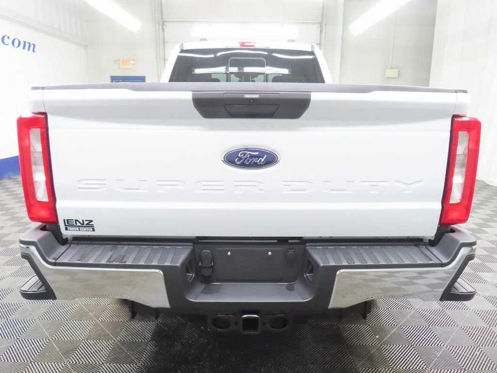 Used 2025 Ford F350 XLT AWD/4WD image 28