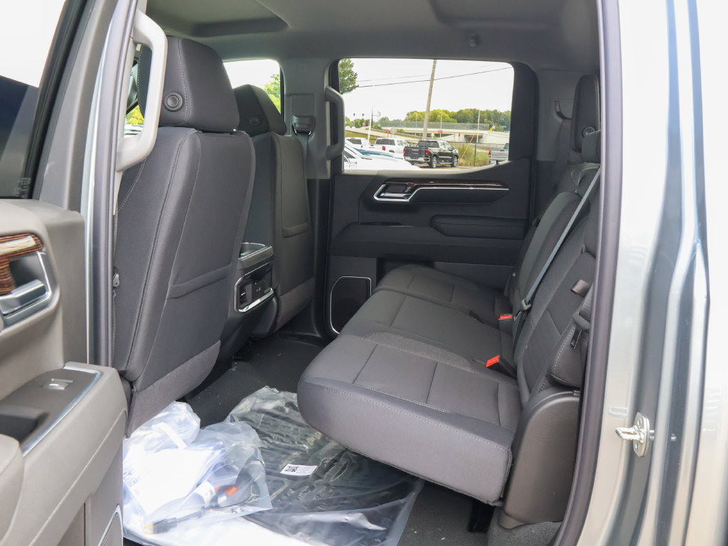 New 2026 GMC Sierra 1500 Elevation w/ Preferred Package AWD/4WD image 9