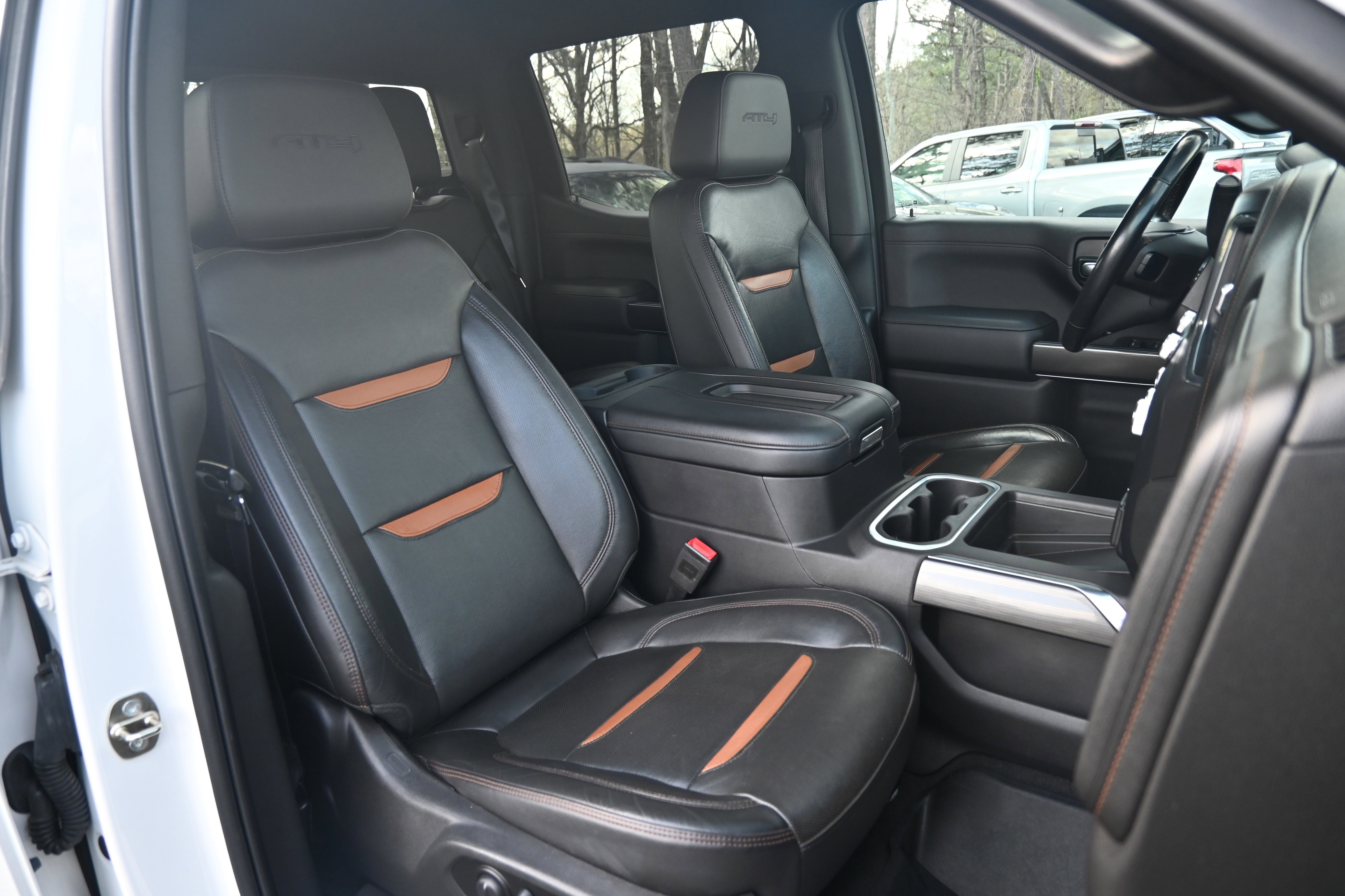 Used 2020 GMC Sierra 1500 AT4 w/ AT4 Premium Package image 16