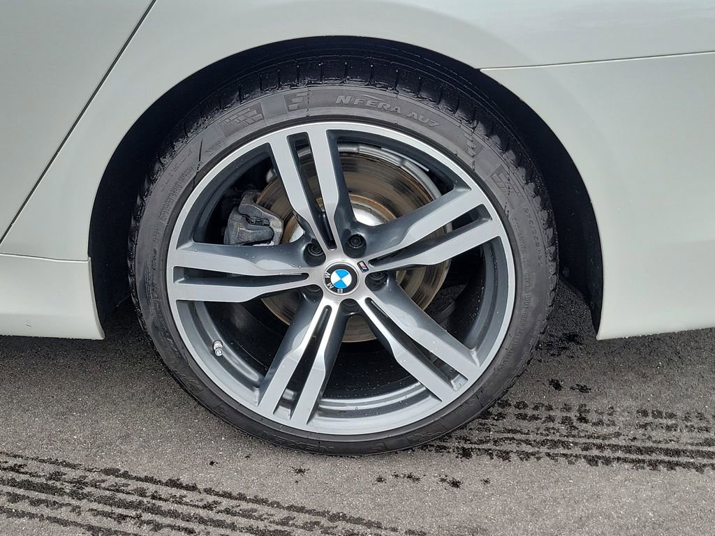 Used 2019 BMW 750i w/ Executive Package image 11