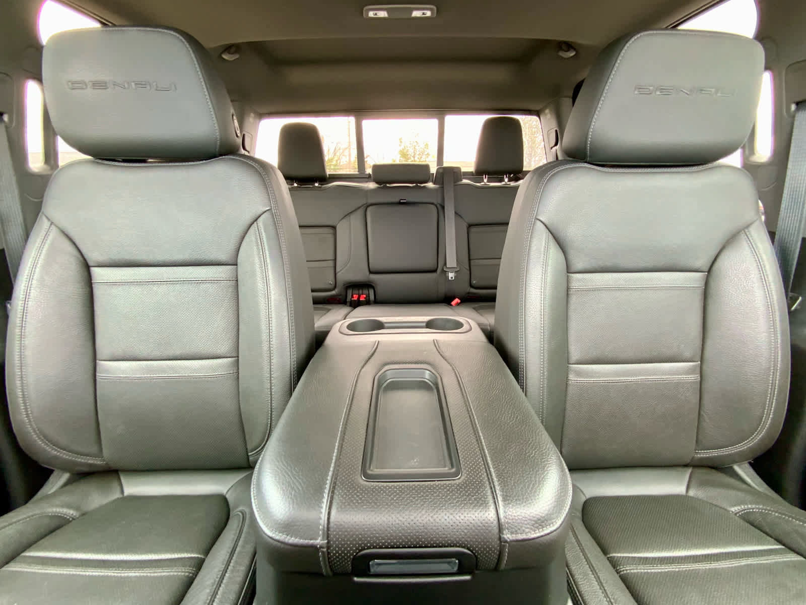 Used 2020 GMC Sierra 3500 Denali w/ Denali Ultimate Package AWD/4WD image 34