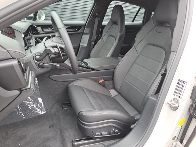 New 2026 Porsche Panamera 4 AWD/4WD image 5