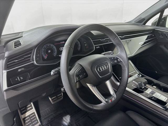 Certified 2025 Audi SQ7 Prestige AWD/4WD image 4