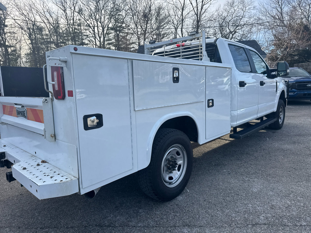 Used 2022 Ford F250 XL w/ Power Equipment Group AWD/4WD image 7