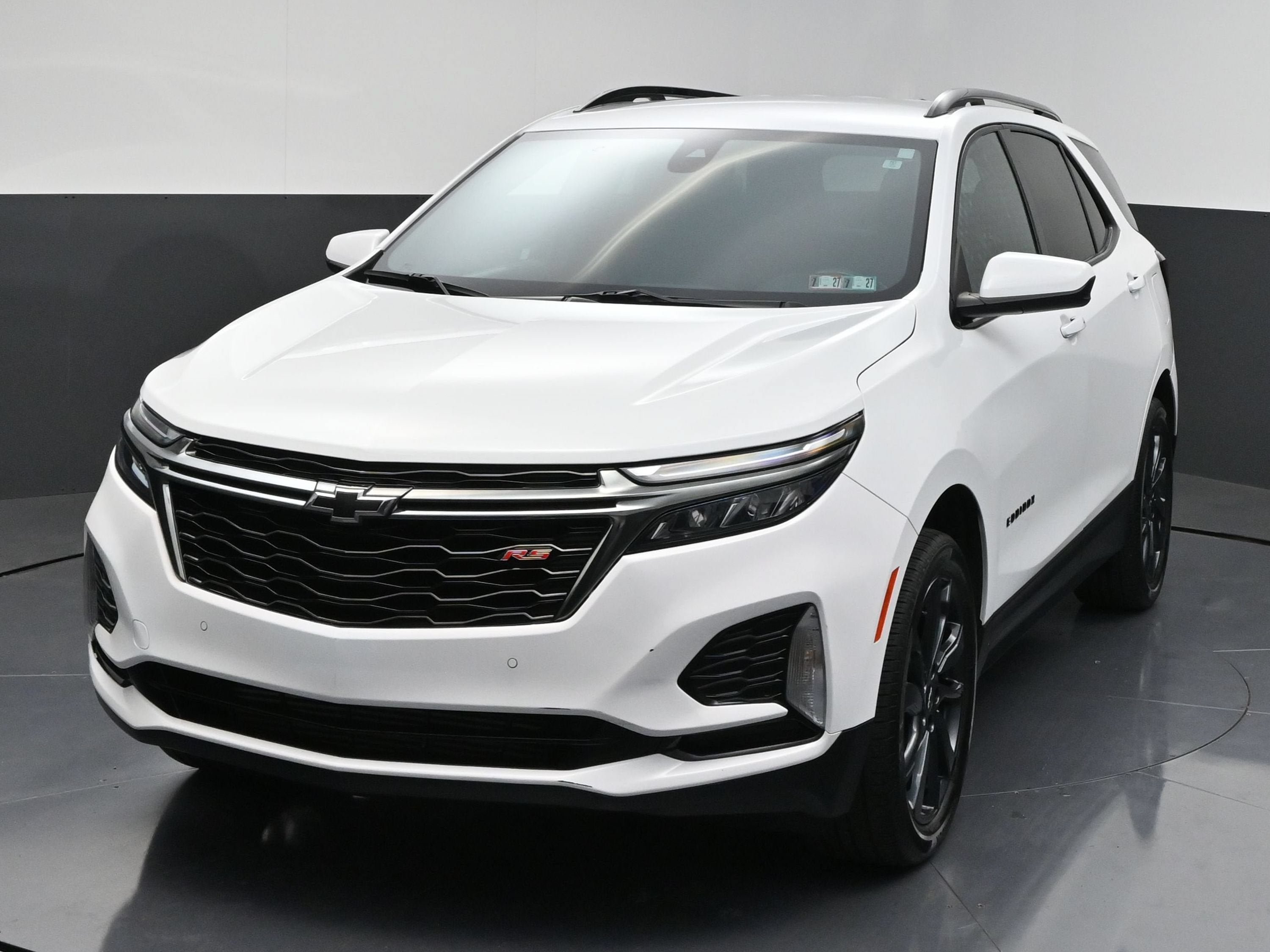 Certified 2022 Chevrolet Equinox RS AWD/4WD image 4