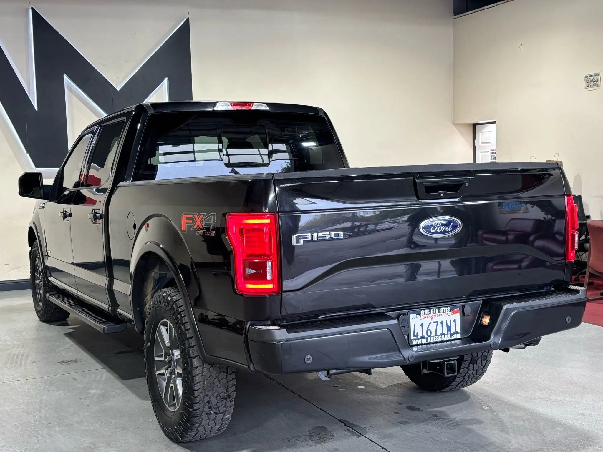 Used 2015 Ford F150 Lariat AWD/4WD image 5