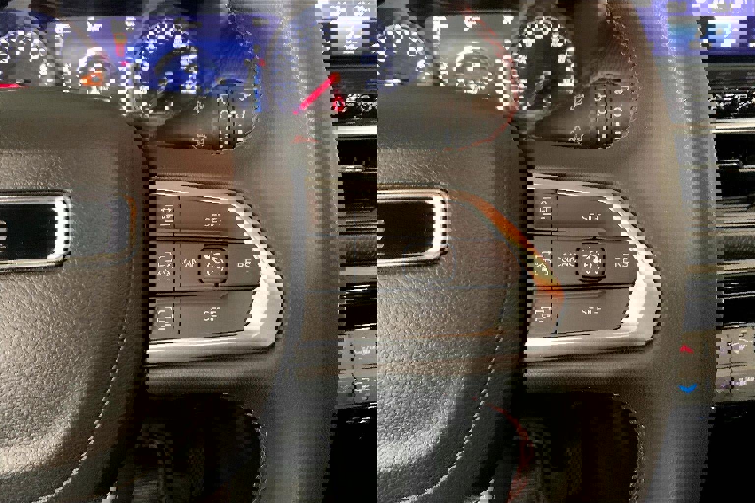 Used 2024 Jeep Compass Trailhawk image 19