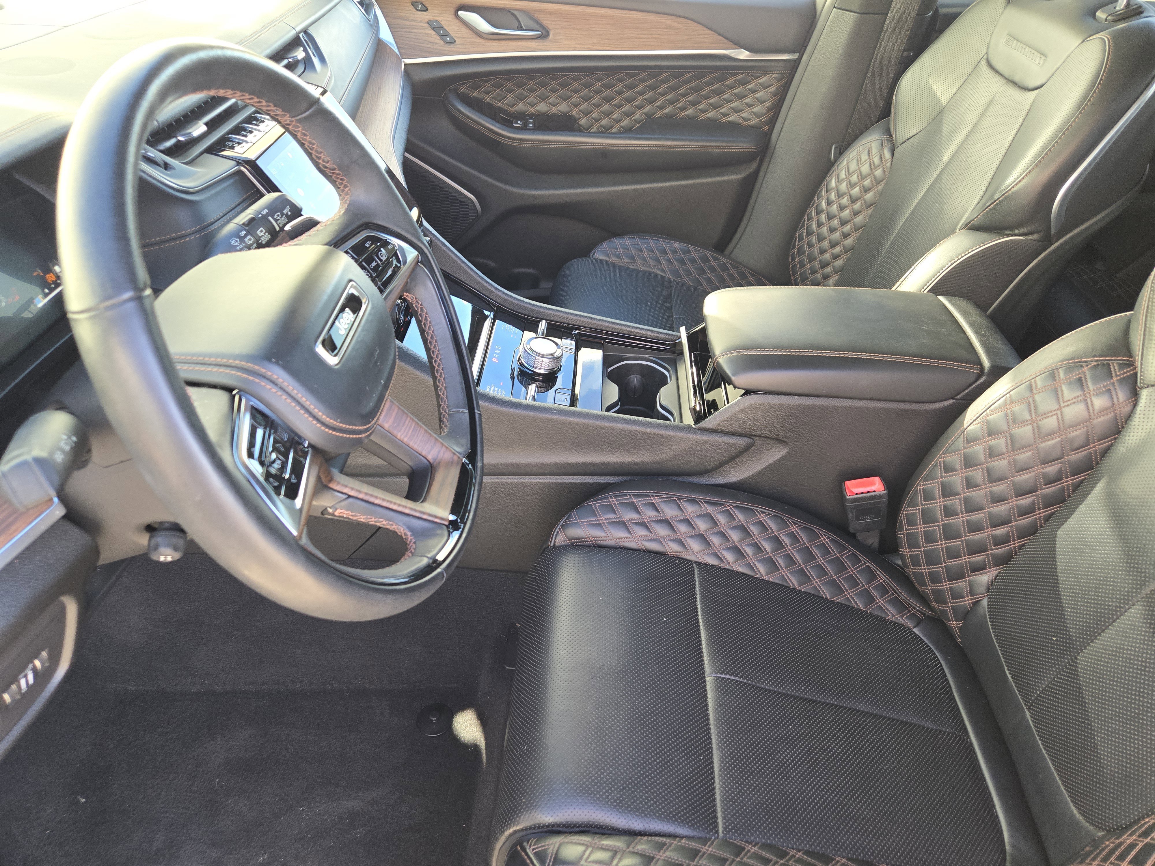 Used 2022 Jeep Grand Cherokee Summit image 16