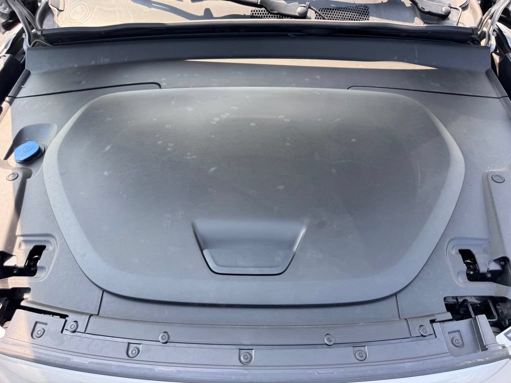 Used 2023 Volvo C40 P8 Recharge Ultimate AWD/4WD image 36