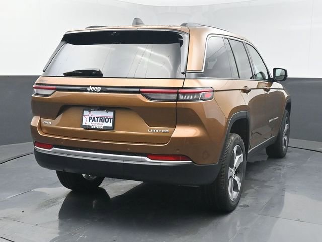 New 2026 Jeep Grand Cherokee Limited w/ Luxury Tech Group II AWD/4WD image 5