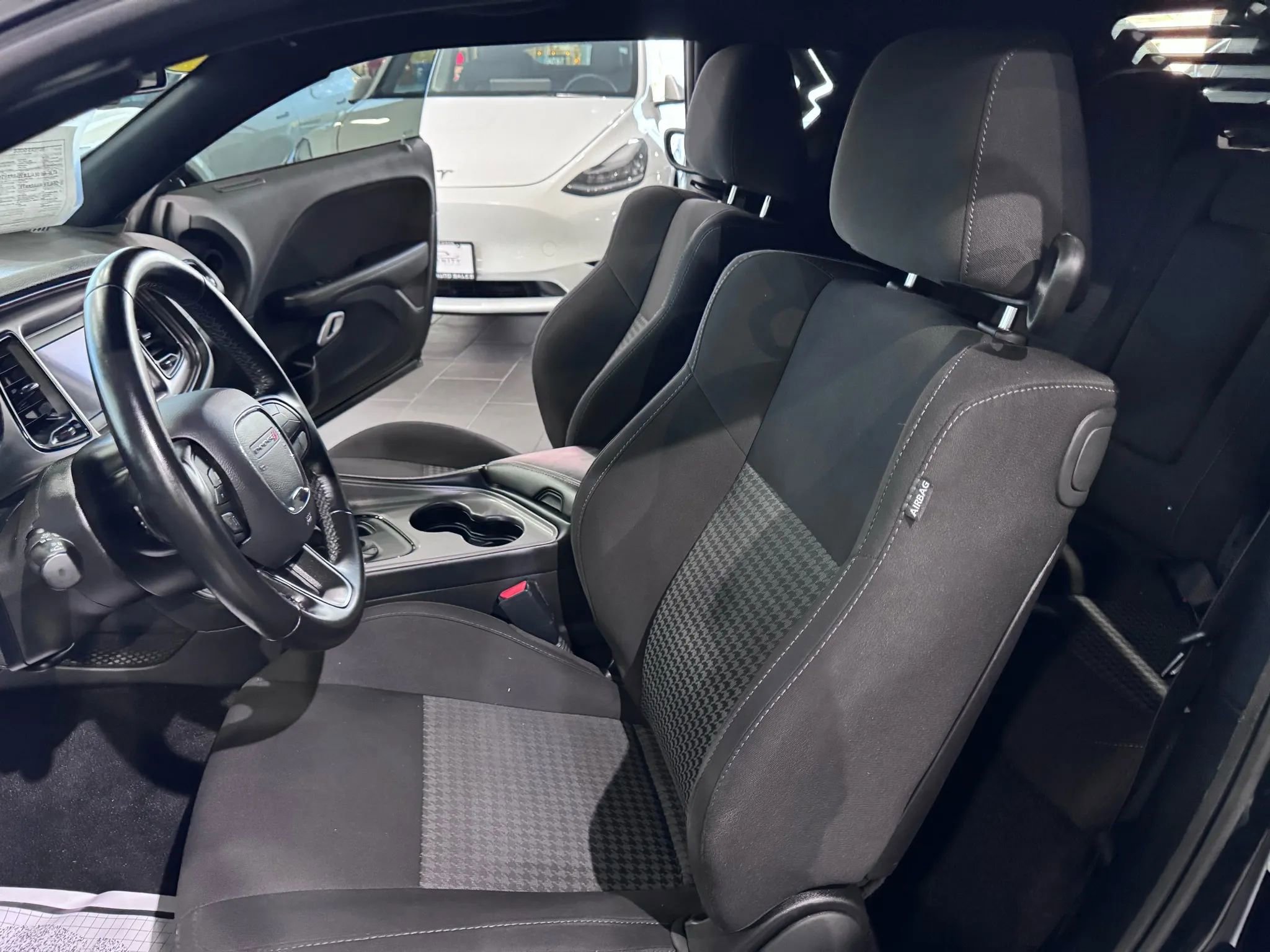 Used 2023 Dodge Challenger GT image 10