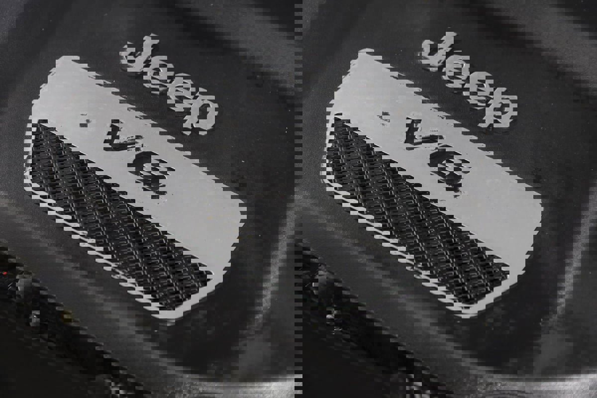 Used 2017 Jeep Wrangler Unlimited Sport w/ Quick Order Package 24S image 18