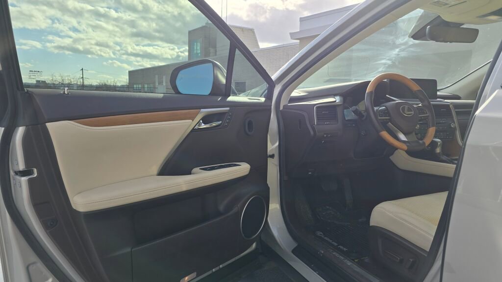 Used 2020 Lexus RX 350 AWD w/ Premium Package image 19