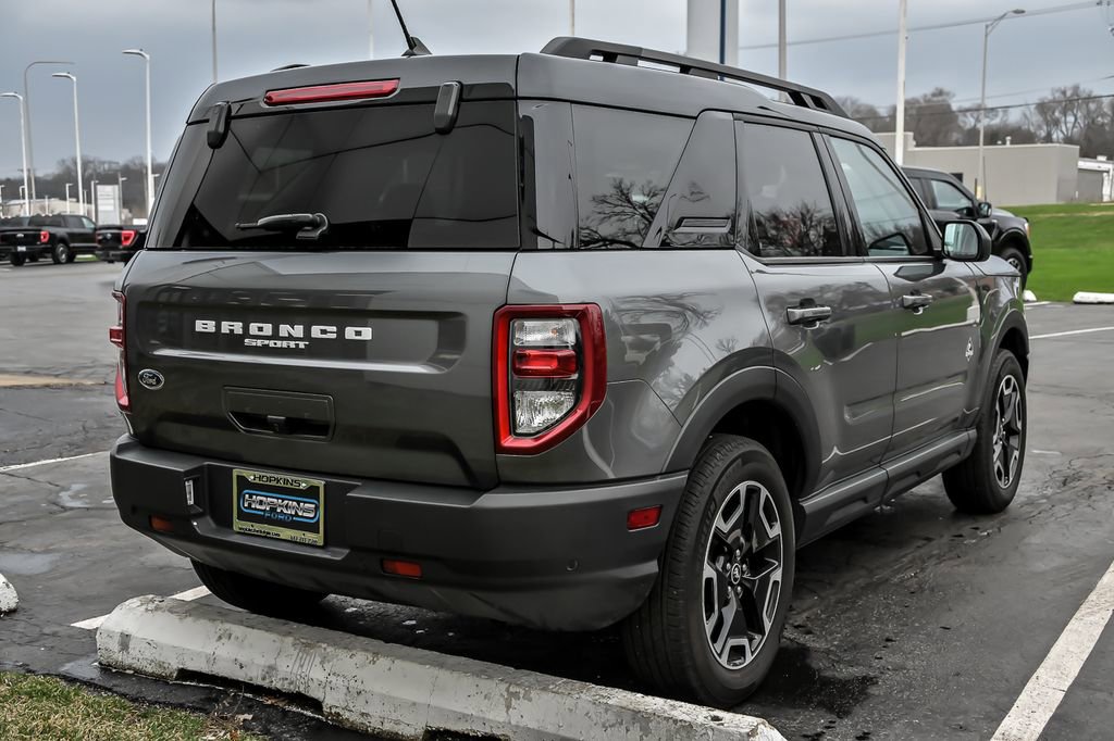 Used 2024 Ford Bronco Sport Outer Banks w/ Tech Package AWD/4WD image 10