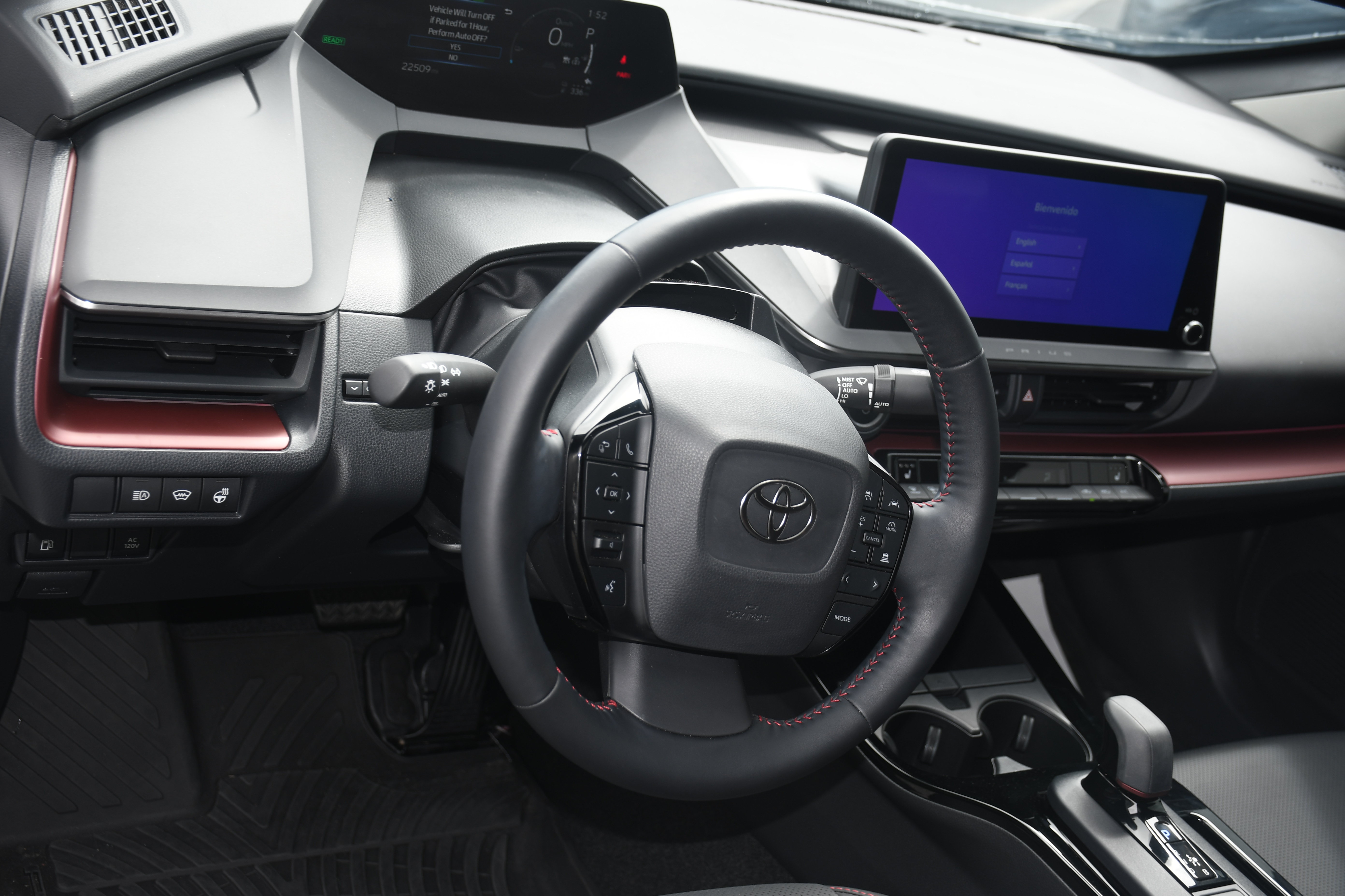 Certified 2025 Toyota Prius Plug-In Hybrid FWD image 10