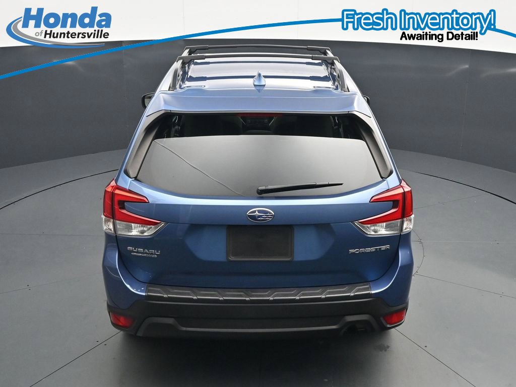 Used 2023 Subaru Forester Premium AWD/4WD image 25