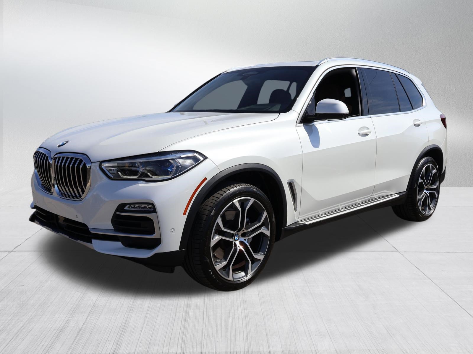 Used 2020 BMW X5 xDrive40i w/ Executive Package AWD/4WD image 3