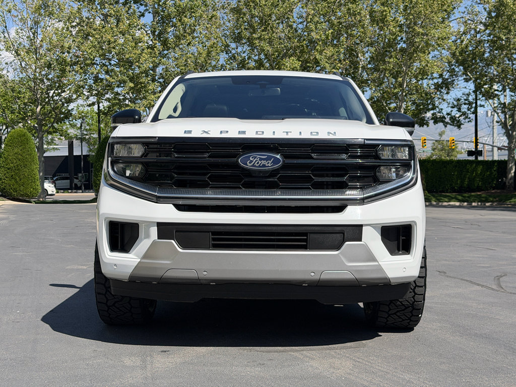 Used 2025 Ford Expedition Max Platinum AWD/4WD image 5