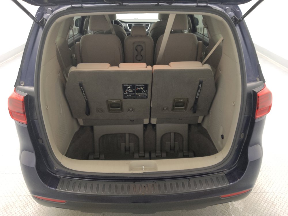 Used 2019 Kia Sedona LX FWD image 29