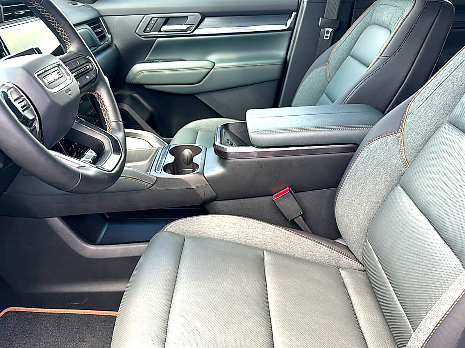 New 2026 GMC Terrain AT4 AWD/4WD image 11