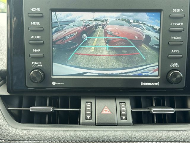 Used 2020 Toyota RAV4 XLE Premium FWD image 31
