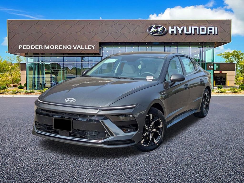 New 2025 Hyundai Sonata SEL image 2