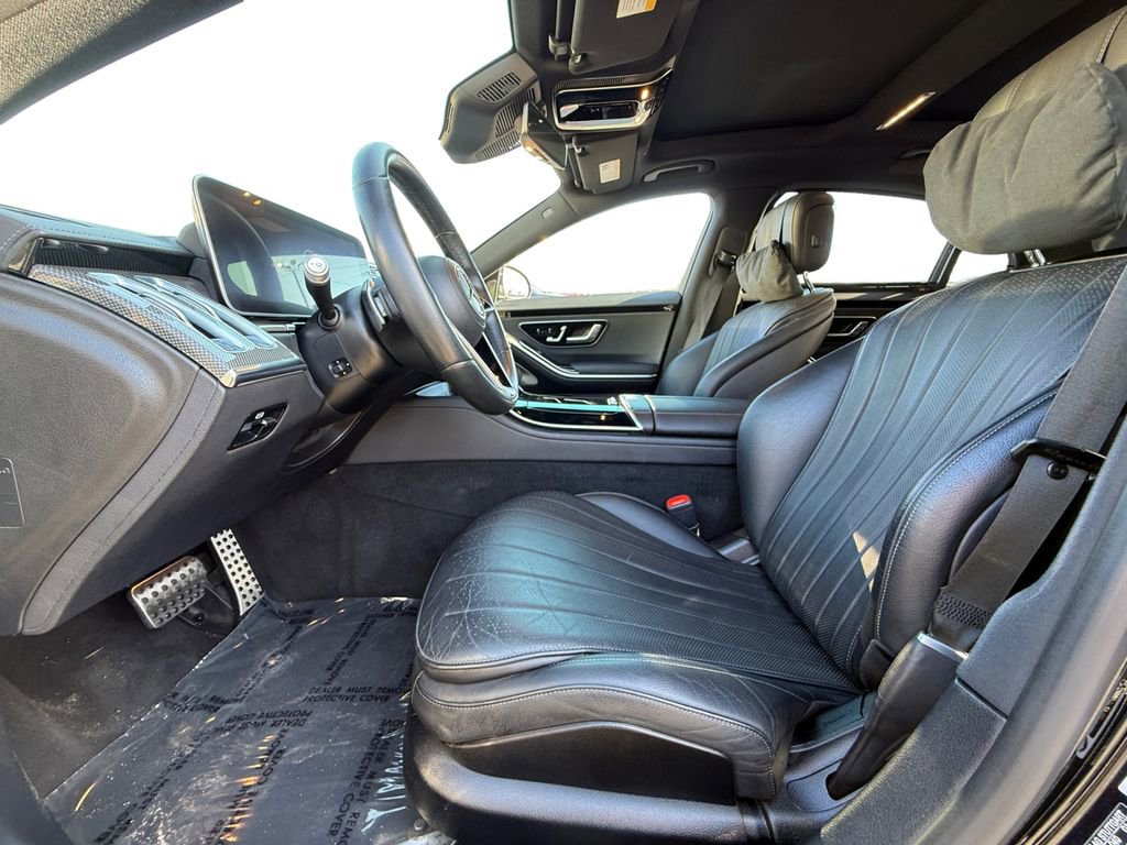 Used 2023 Mercedes-Benz S 500 4MATIC w/ AMG Line image 9