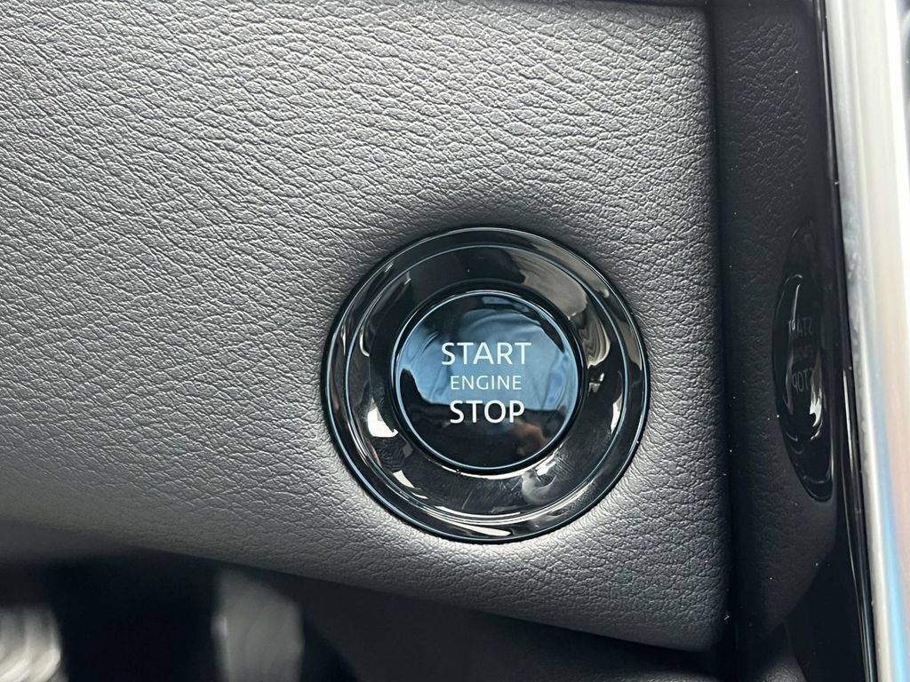 New 2026 Nissan Armada Platinum AWD/4WD image 24