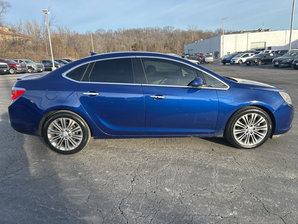 Used 2013 Buick Verano Premium image 4