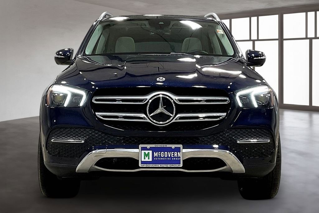 Used 2022 Mercedes-Benz GLE 350 4MATIC w/ Premium Package image 2