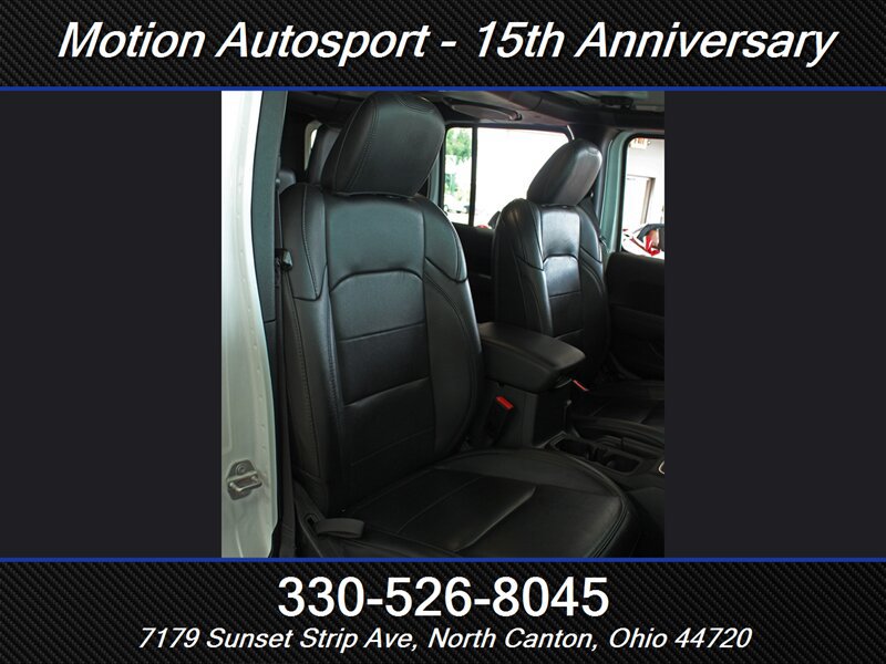 Used 2023 Jeep Wrangler Unlimited Sahara AWD/4WD image 41
