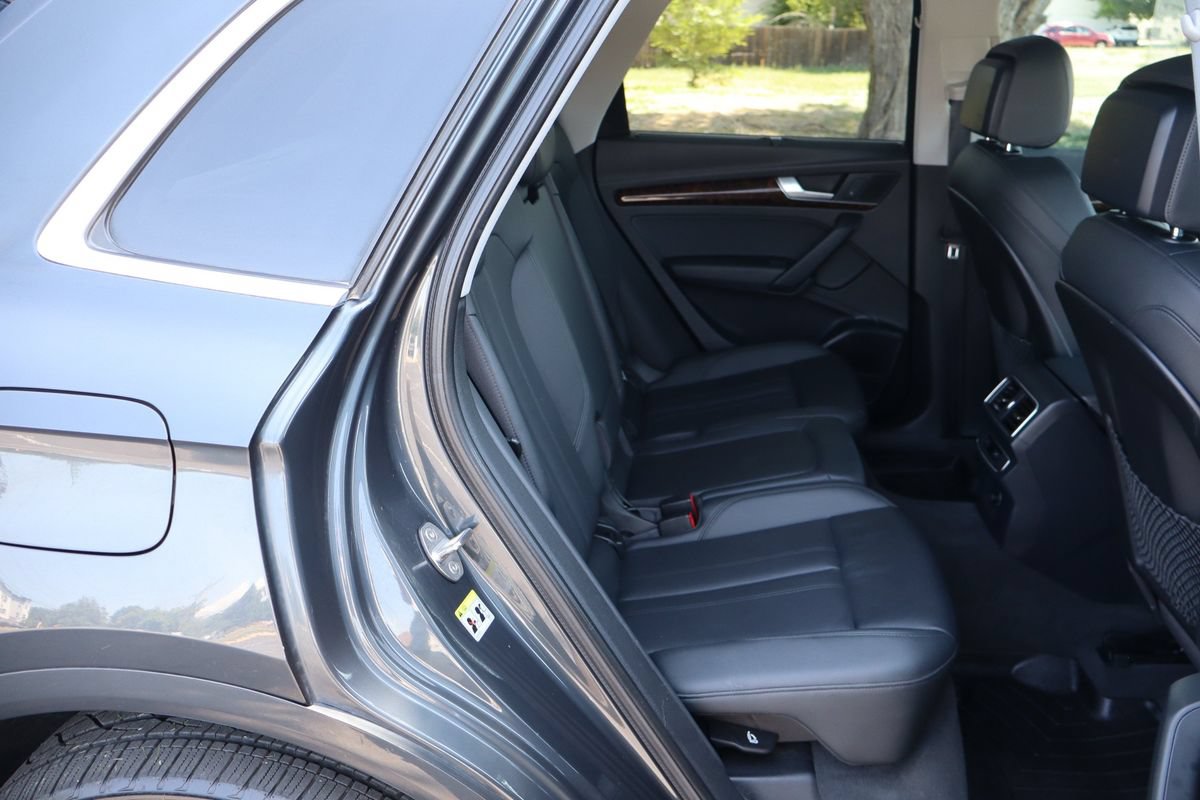 Used 2018 Audi Q5 2.0T Premium Plus w/ Premium Plus Package AWD/4WD image 21