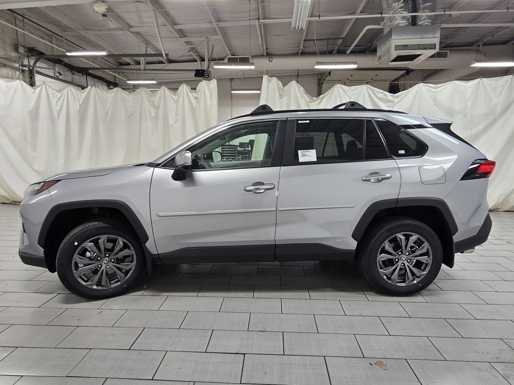 New 2025 Toyota RAV4 Limited image 16