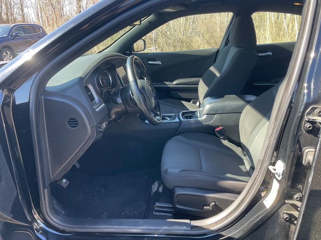 Used 2021 Dodge Charger SXT AWD/4WD image 12