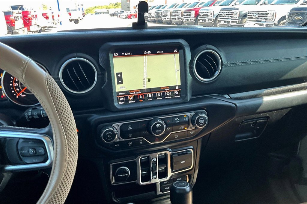 Used 2020 Jeep Wrangler Unlimited Sahara AWD/4WD image 6