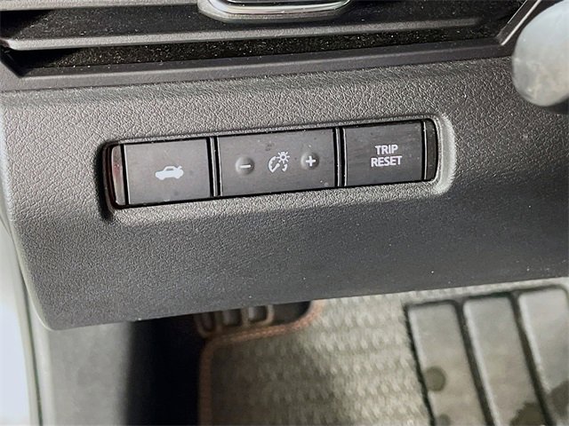 Used 2020 Nissan Altima 2.5 SR w/ Premium Package image 11