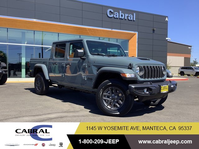 New 2025 Jeep Gladiator Sport