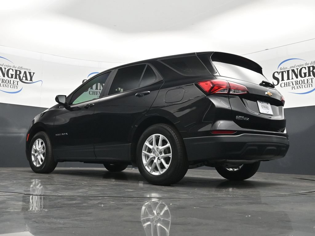 Used 2023 Chevrolet Equinox LS FWD image 33