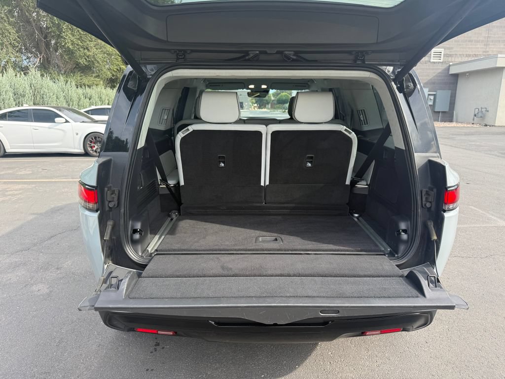 Used 2023 Rivian R1S Adventure AWD/4WD image 14